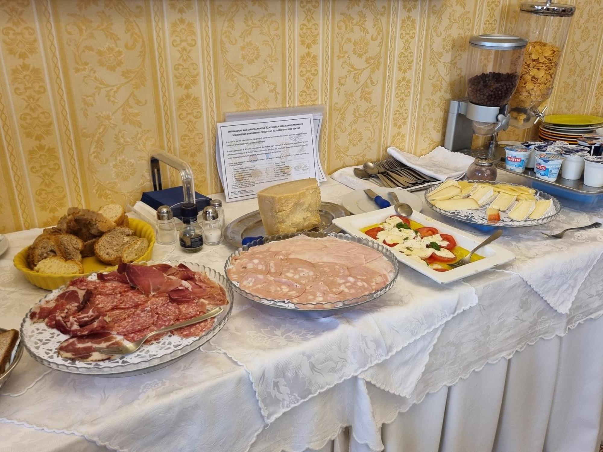 Albergo Il Marzocco - Hotel Dal 1860 มอนติปุลเชียโน ภายนอก รูปภาพ