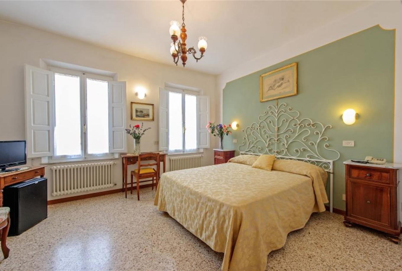 Albergo Il Marzocco - Hotel Dal 1860 มอนติปุลเชียโน ภายนอก รูปภาพ
