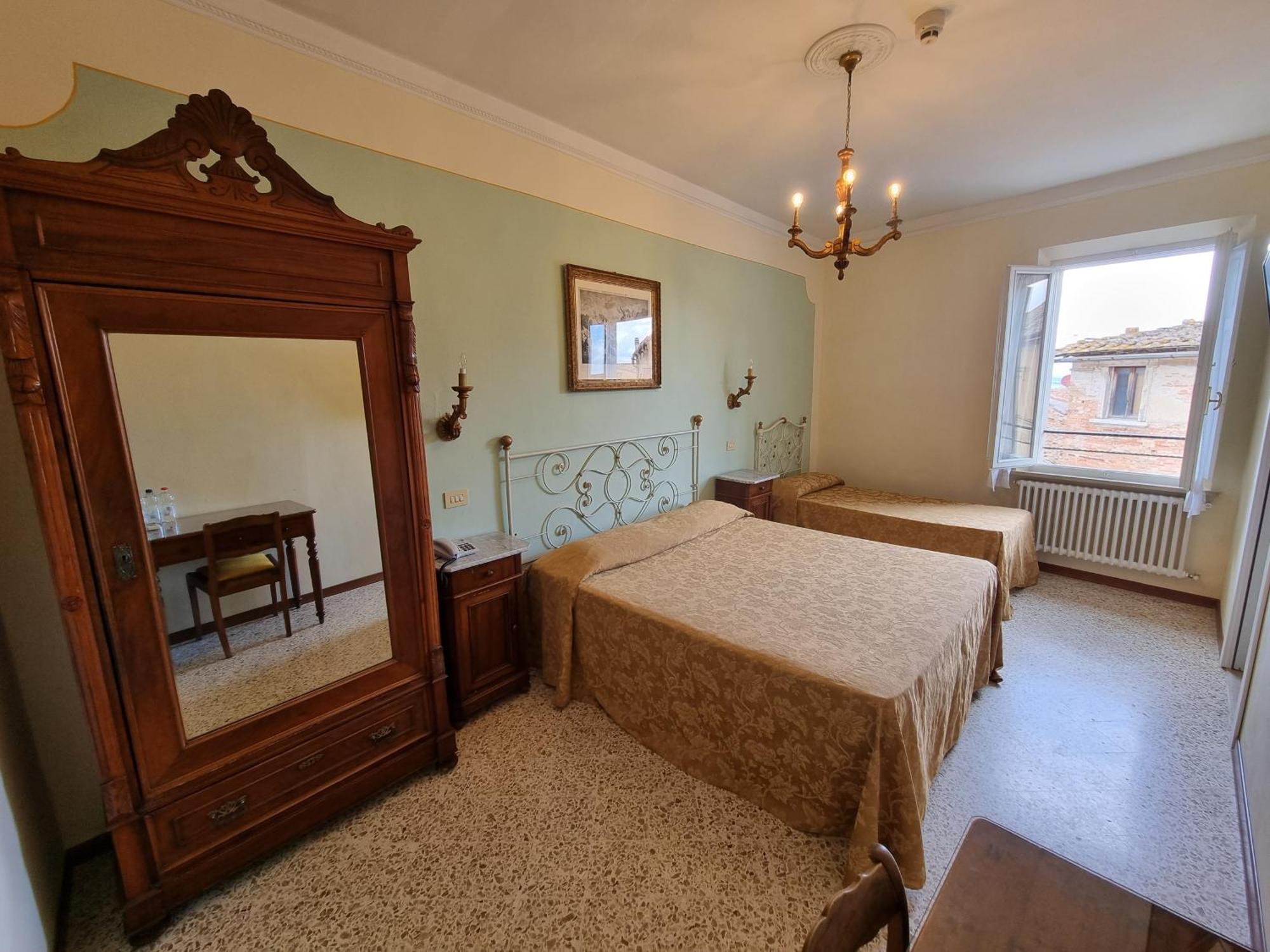 Albergo Il Marzocco - Hotel Dal 1860 มอนติปุลเชียโน ภายนอก รูปภาพ
