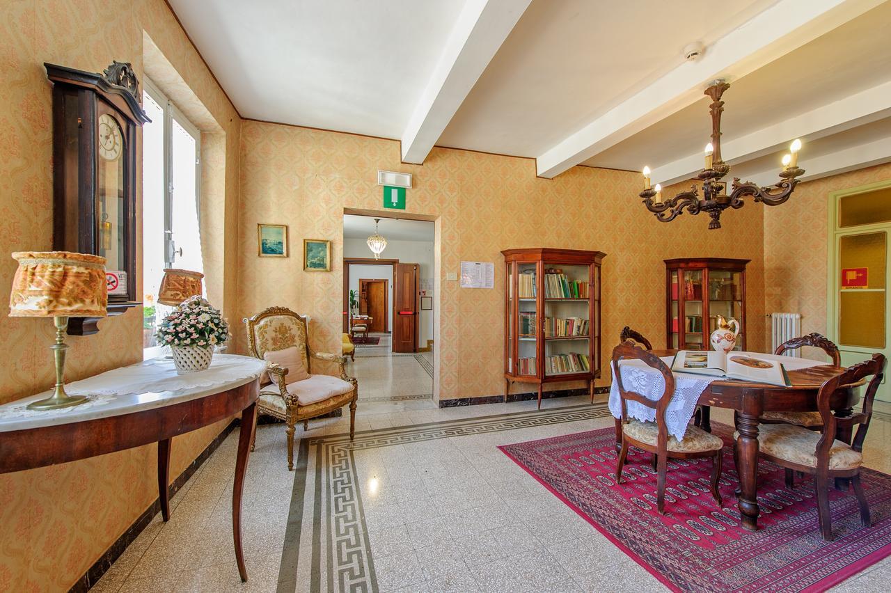 Albergo Il Marzocco - Hotel Dal 1860 มอนติปุลเชียโน ภายนอก รูปภาพ
