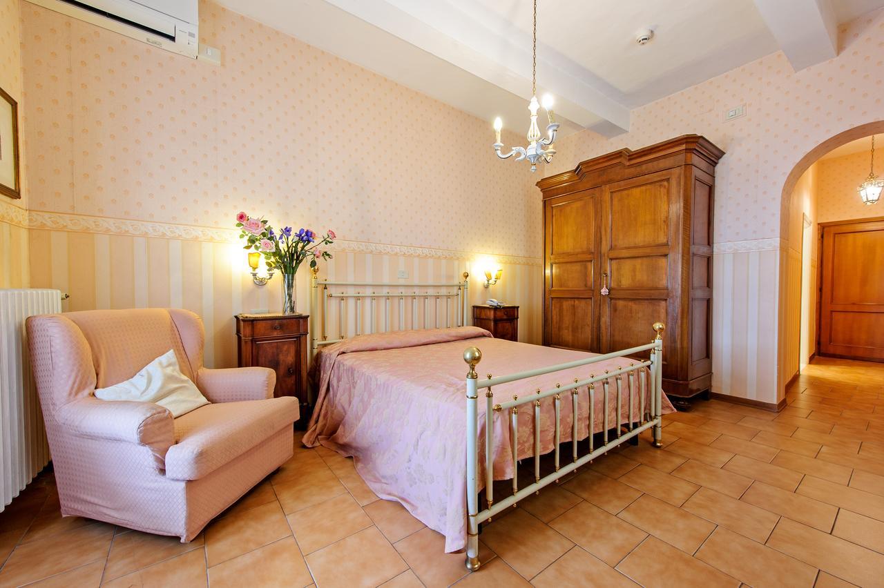 Albergo Il Marzocco - Hotel Dal 1860 มอนติปุลเชียโน ภายนอก รูปภาพ